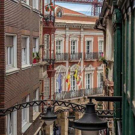 Portu Old Town By Aston * Portugalete