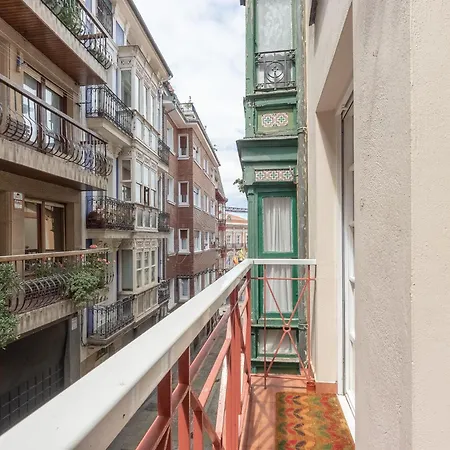 Portu Old Town By Aston Apartment